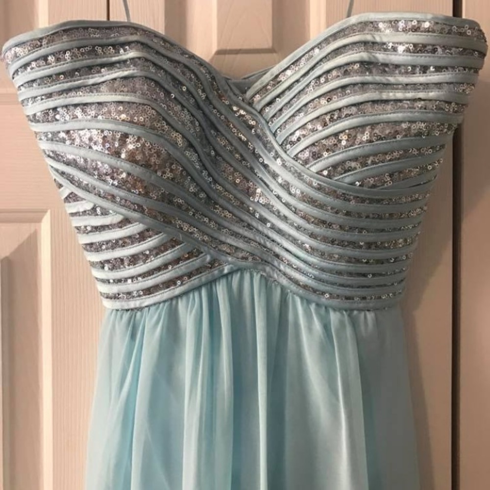 Morgan and Co Light Blue Formal/Prom Dress